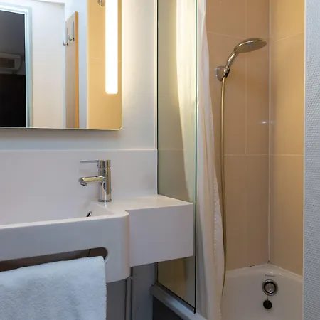 B&B Hôtel Bayonne 2*