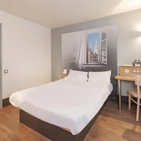B&B Hôtel Bayonne 2*