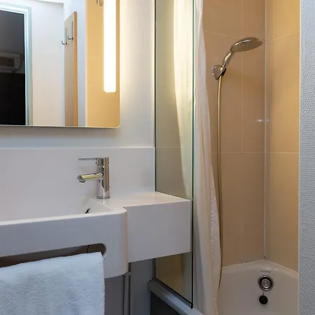 B&B Hotel Bayonne Hotel 2*