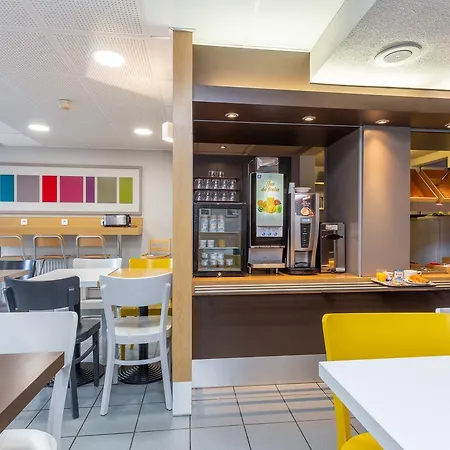 מלון B&B Hotel Bayonne 2*