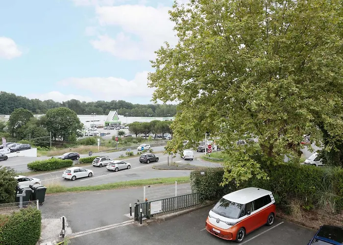 B&B Hotel Bayonne 2*