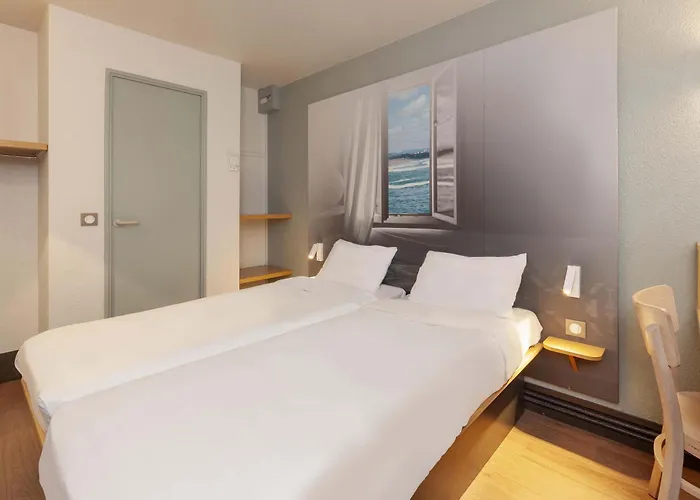 B&B Hotel Bayonne Hotel 2*