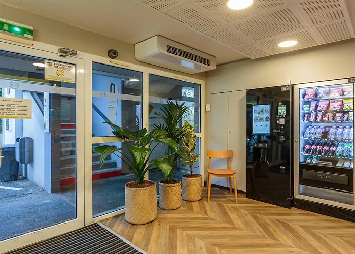 Hotel B&B Hotel Bayonne 2*