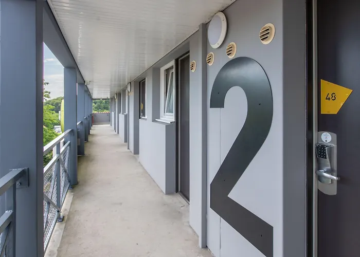 B&B Hotel Bayonne Hotel