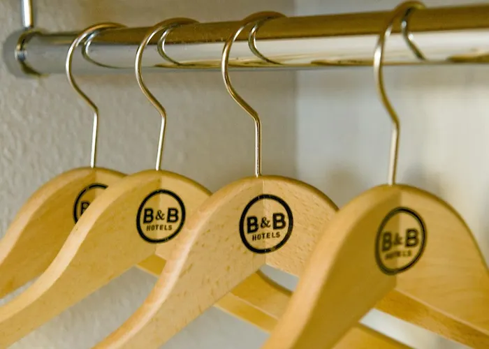 Hotel B&B Hotel Bayonne Bayona